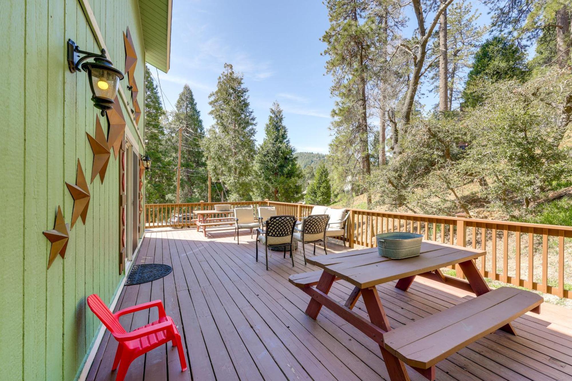 Remodeled Crestline Retreat Walk To Lake Gregory! Luaran gambar